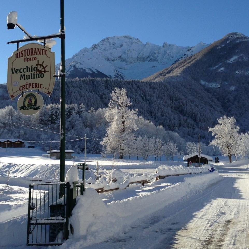 Il Mulino d'inverno nella neve